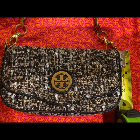 SOLD✅ TORY BURCH $250 Tory chain shoulder Mini bag - Picture 10 of 10